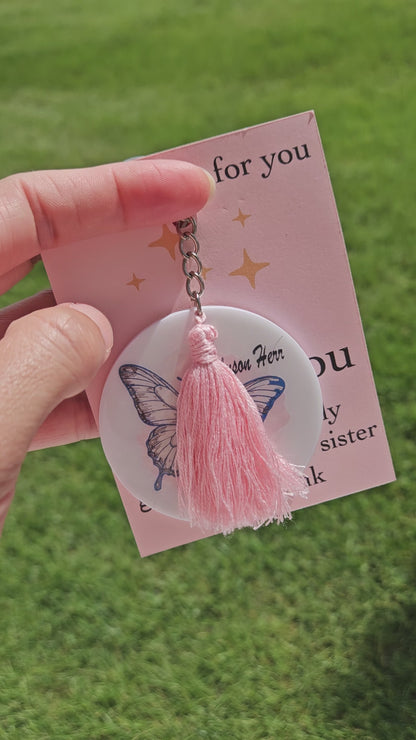 02🌟 Personalized Holographic Keychains: A Brilliant, Lasting Keepsake